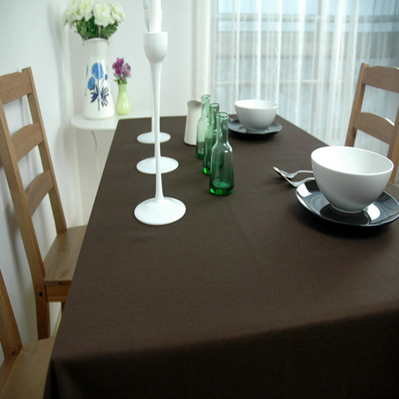 Nonwoven table cloth